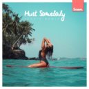 Noah Kahan feat. Julia Michaels - Hurt Somebody