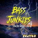 R2M - Axel (Original Mix)