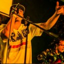 Kenedy - A Punta de Pica y Porra